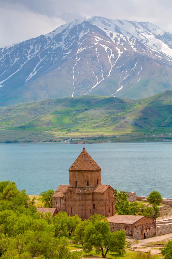 Картина на холсте Горы и озеро, арт hd1654401